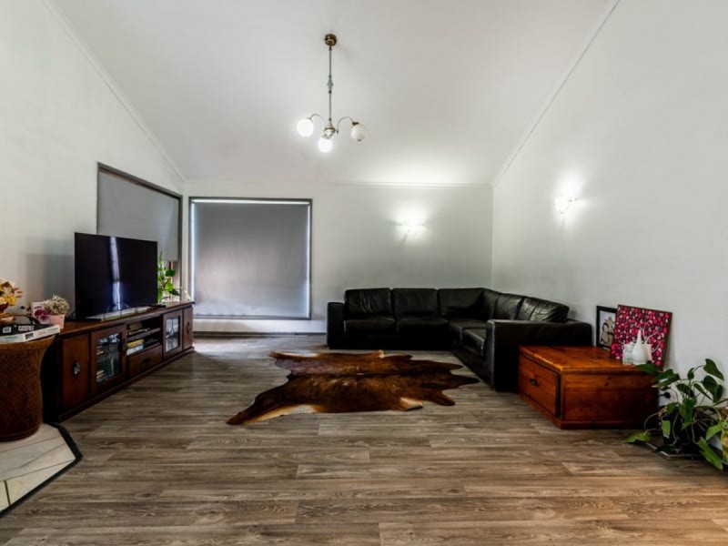 16 Church Street, Laidley QLD 4341