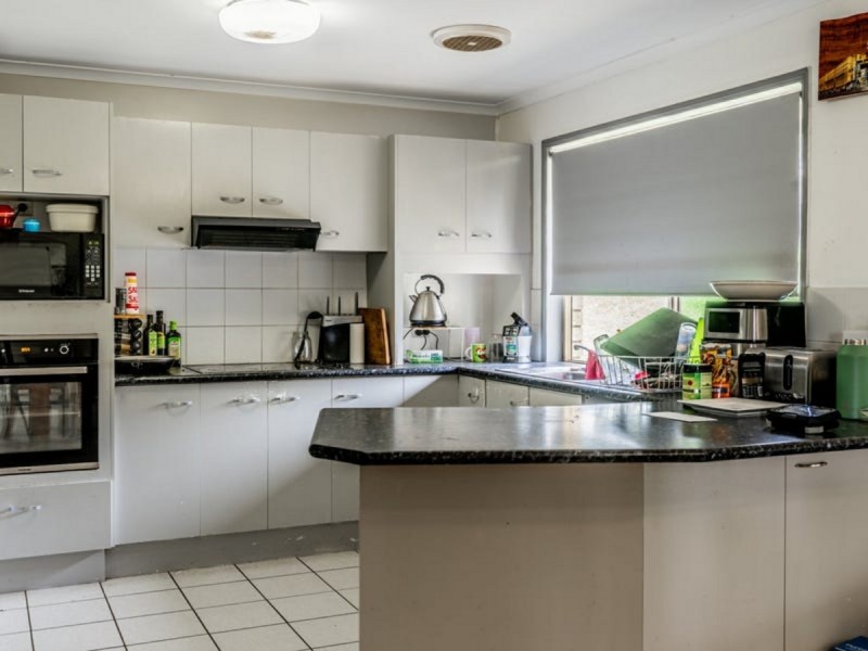 16 Church Street, Laidley QLD 4341