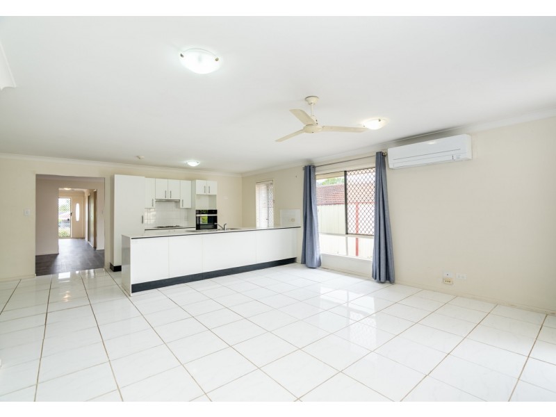 33 Cambridge Street, Boronia Heights QLD 4124