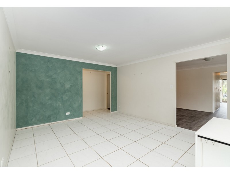 33 Cambridge Street, Boronia Heights QLD 4124