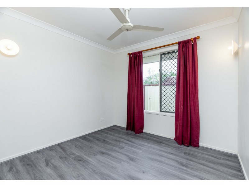 33 Cambridge Street, Boronia Heights QLD 4124