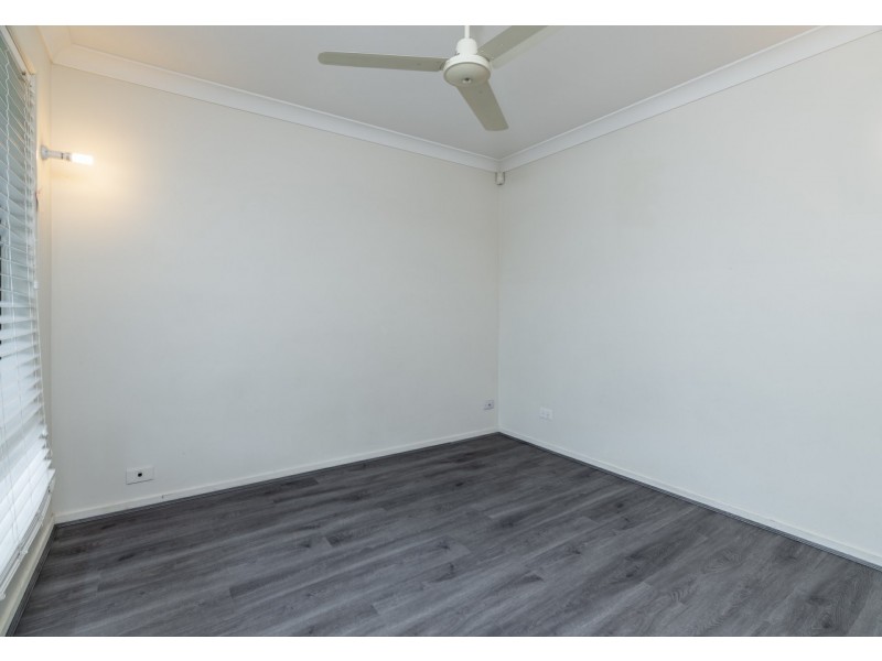 33 Cambridge Street, Boronia Heights QLD 4124