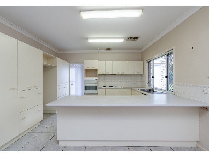 11 Jarrah Place, Durack QLD 4077