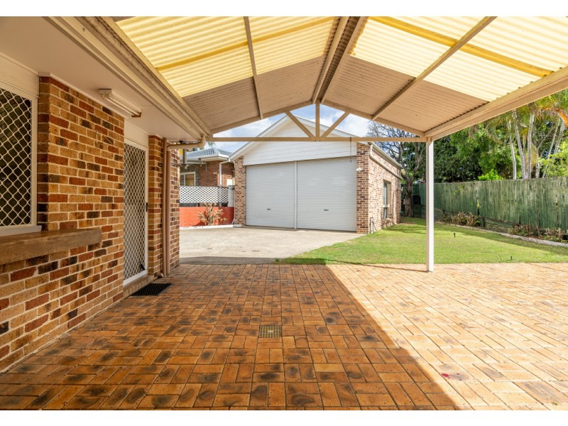 11 Jarrah Place, Durack QLD 4077