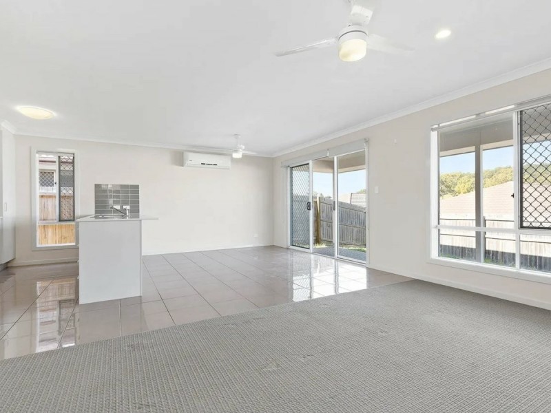 39 Huntley Crescent, Redbank Plains QLD 4301