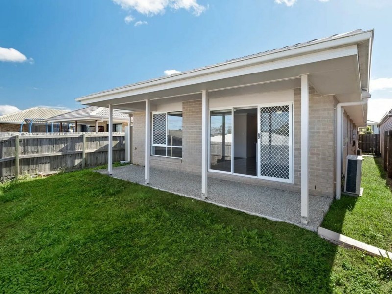 39 Huntley Crescent, Redbank Plains QLD 4301