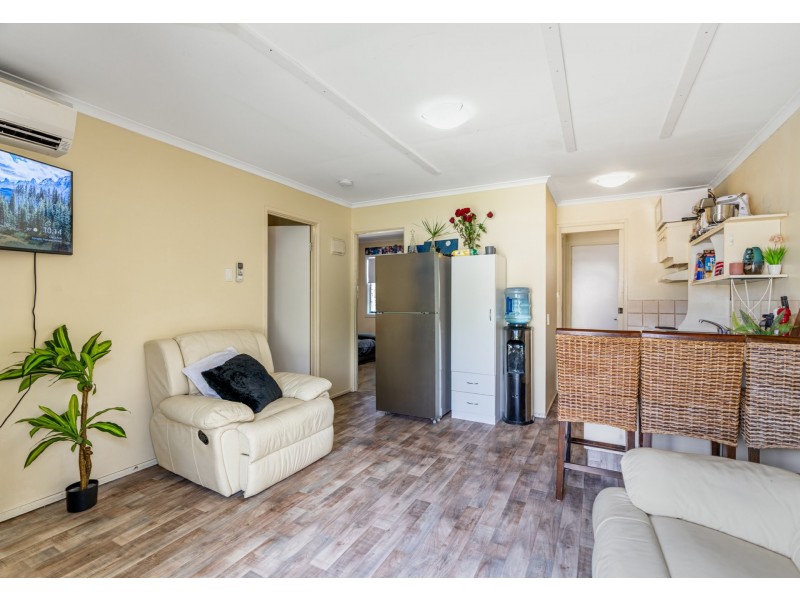 Unit 2/13 Muchow  Street, Beenleigh QLD 4207