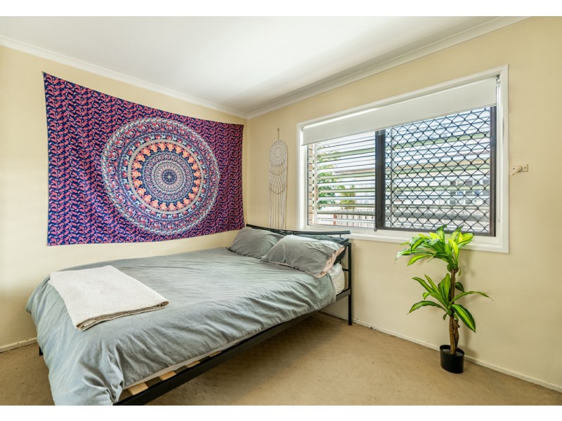 Unit 2/13 Muchow  Street, Beenleigh QLD 4207