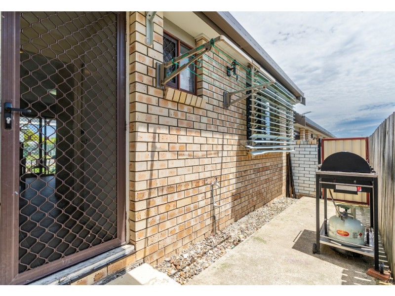 Unit 2/13 Muchow  Street, Beenleigh QLD 4207