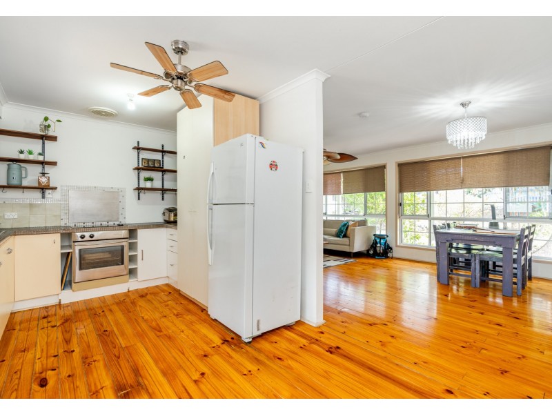 12 Dorachus Drive, Regents Park QLD 4118