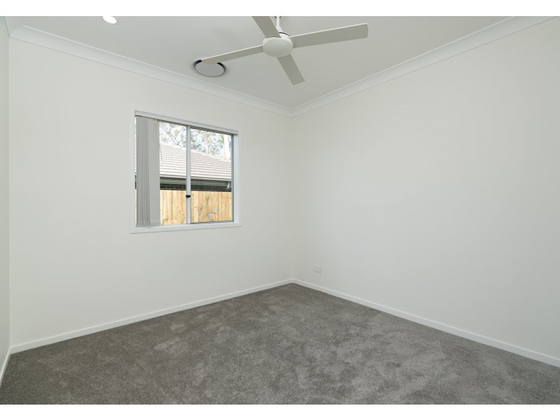 11 Hastings Street, Park Ridge QLD 4125