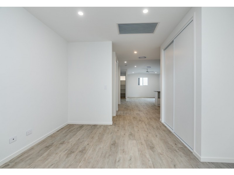 9 Hastings Street, Park Ridge QLD 4125