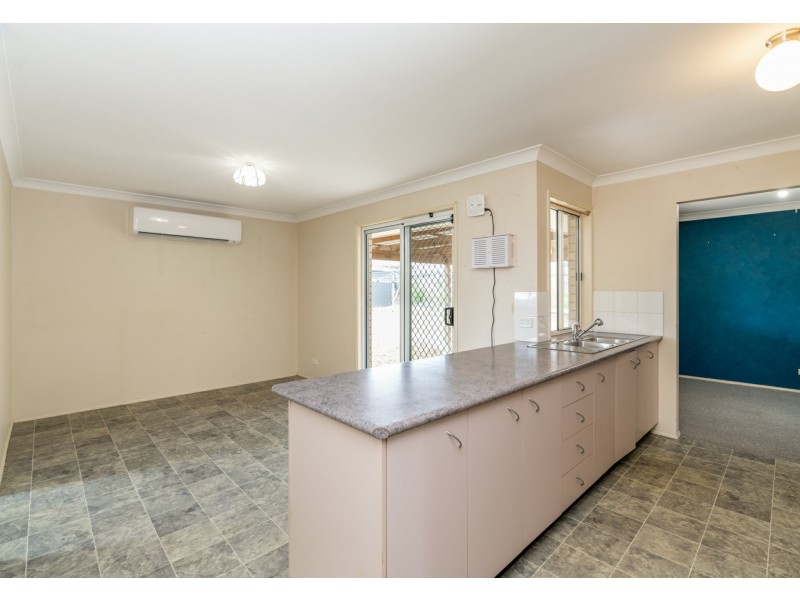 18 Debanie Court, Marsden QLD 4132