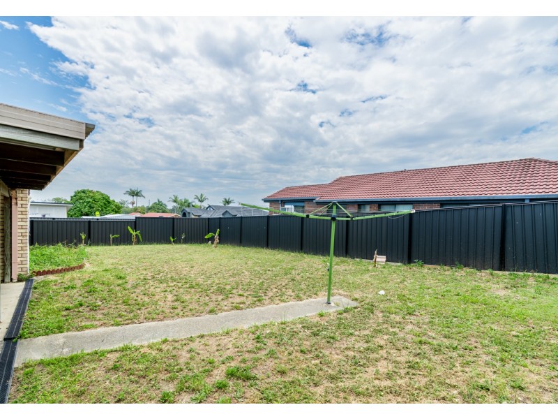 18 Debanie Court, Marsden QLD 4132