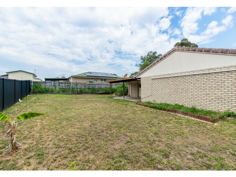 18 Debanie Court, Marsden QLD 4132