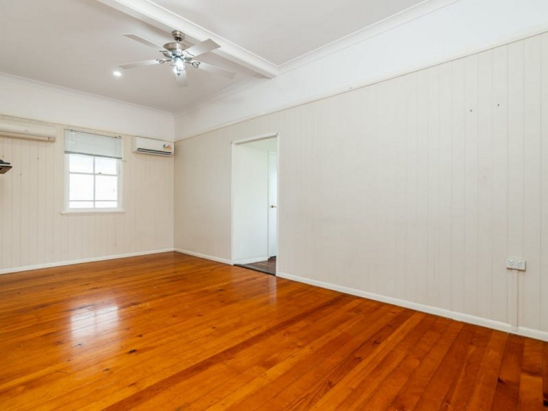 25 Byrne Street, Gatton QLD 4343