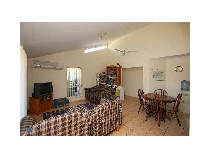 20 Burdekin Court, Hillcrest QLD 4118