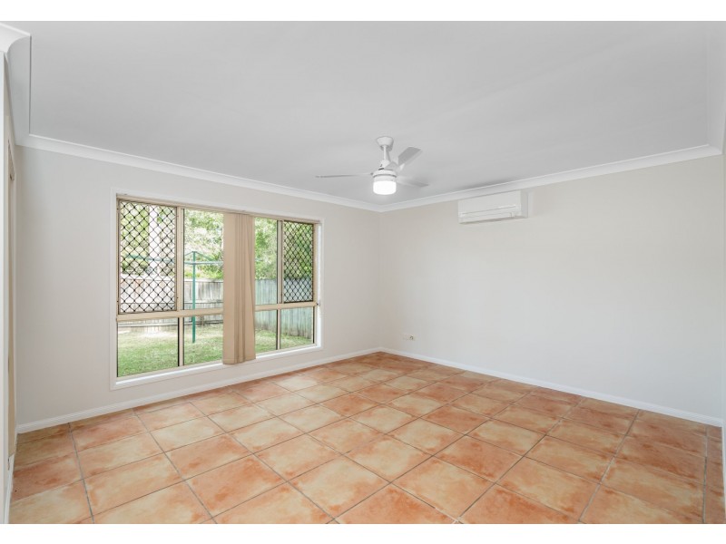 3 Hervey Close, Forest Lake QLD 4078