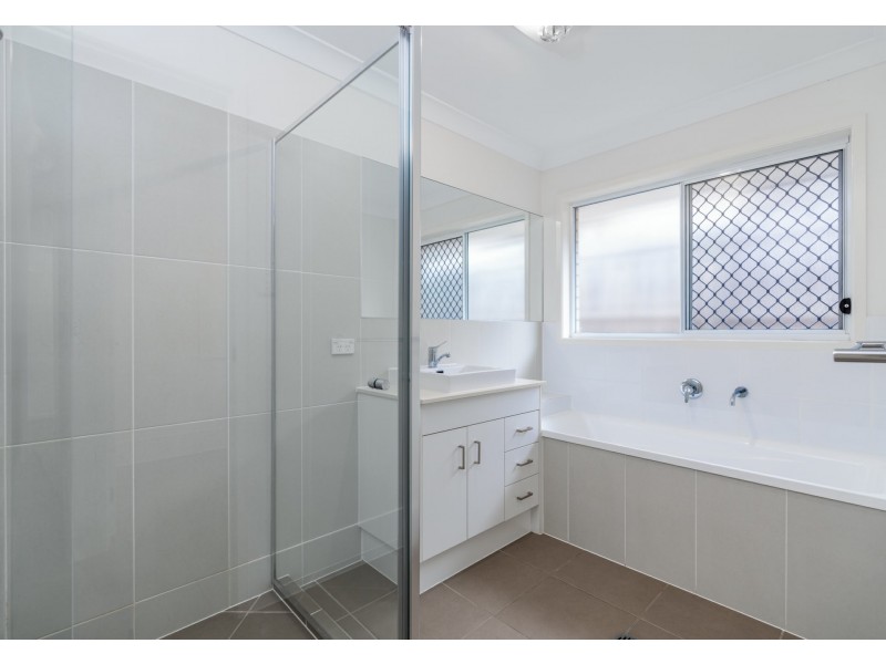 40 Lemongrass Circuit, Griffin QLD 4503