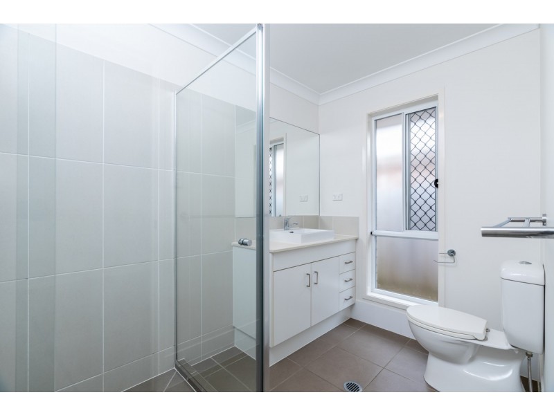 40 Lemongrass Circuit, Griffin QLD 4503