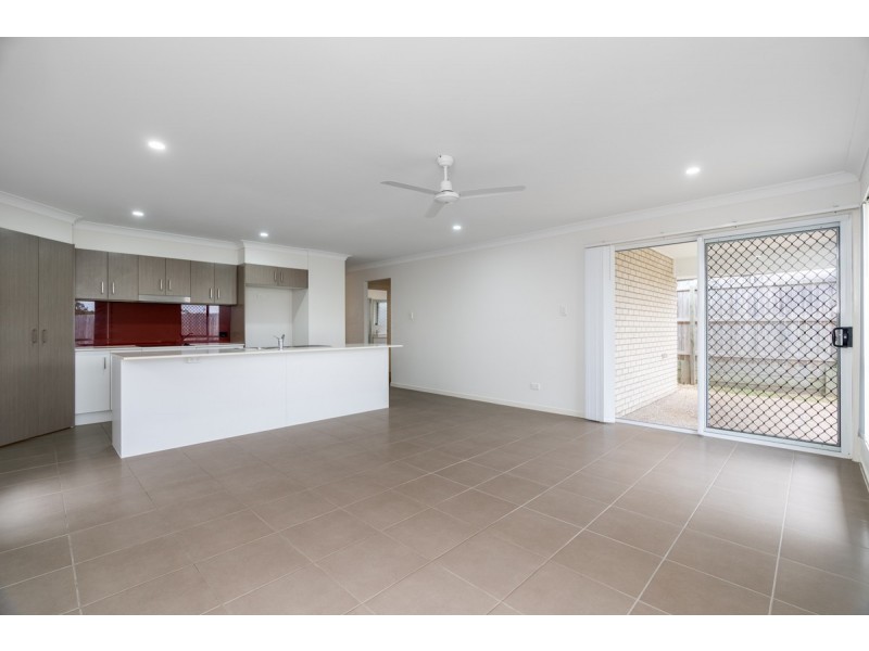 40 Lemongrass Circuit, Griffin QLD 4503