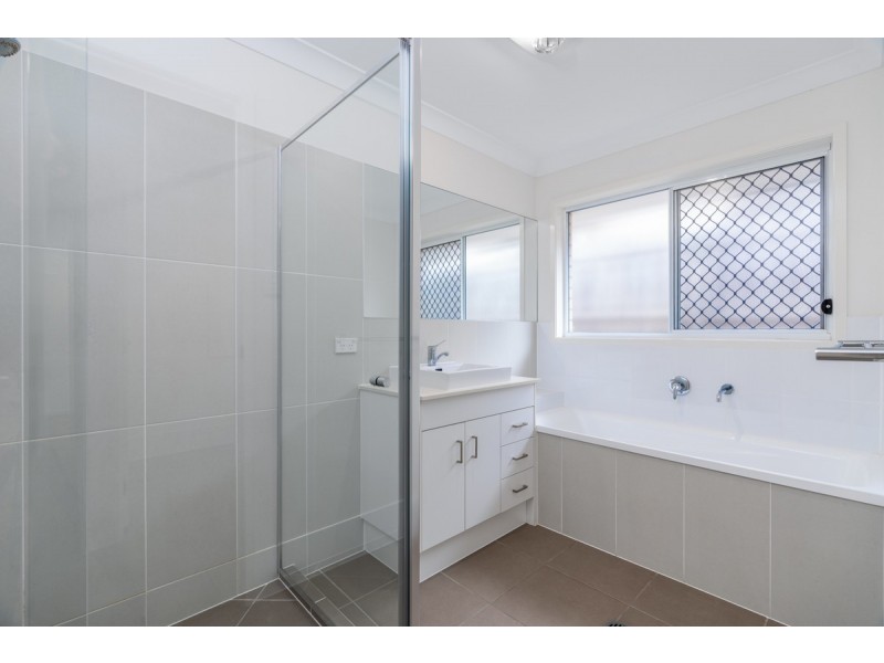 40 Lemongrass Circuit, Griffin QLD 4503