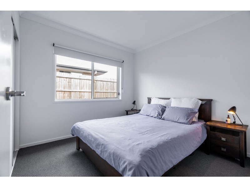 81 Pebble Creek Way, South Maclean QLD 4280