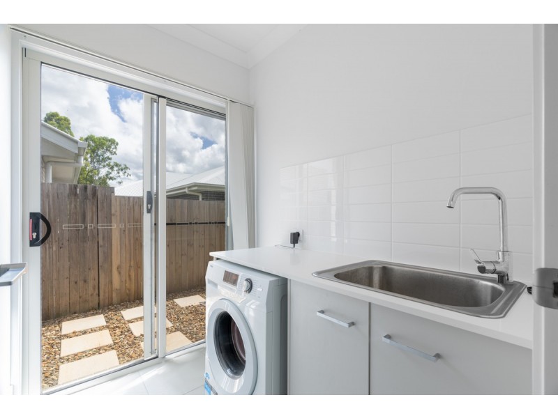 81 Pebble Creek Way, South Maclean QLD 4280