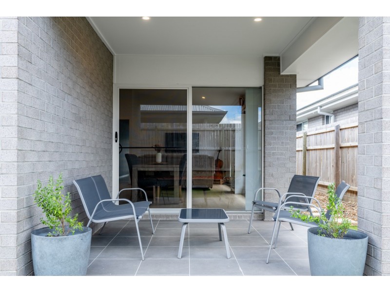 81 Pebble Creek Way, South Maclean QLD 4280