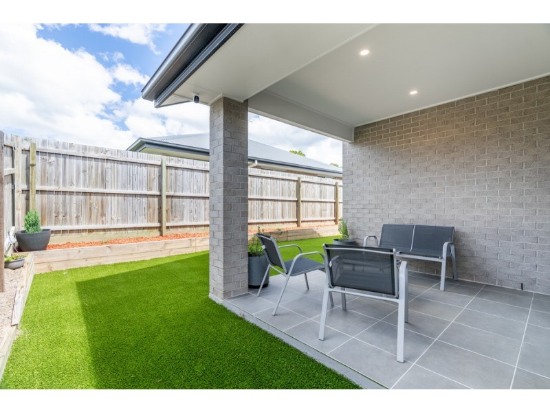 81 Pebble Creek Way, South Maclean QLD 4280