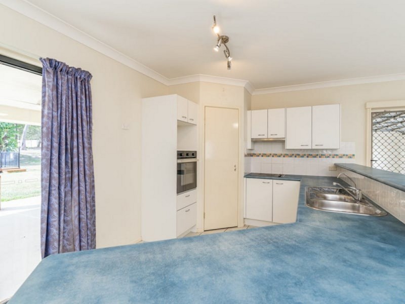 290-292 Equestrian Drive, Greenbank QLD 4124