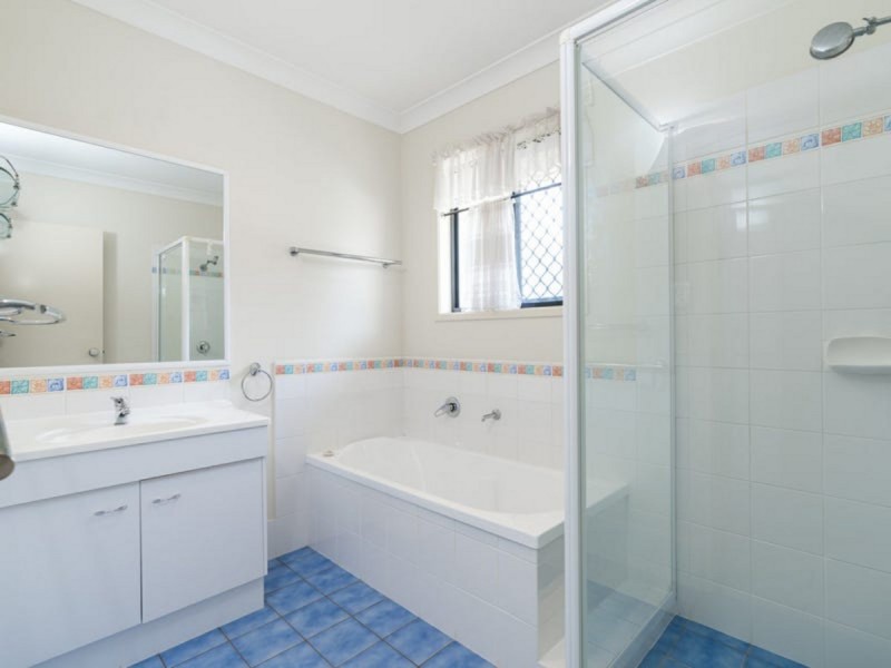 290-292 Equestrian Drive, Greenbank QLD 4124