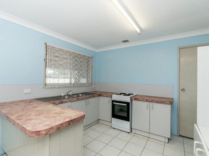 57 Sweetgum Street, Hillcrest QLD 4118