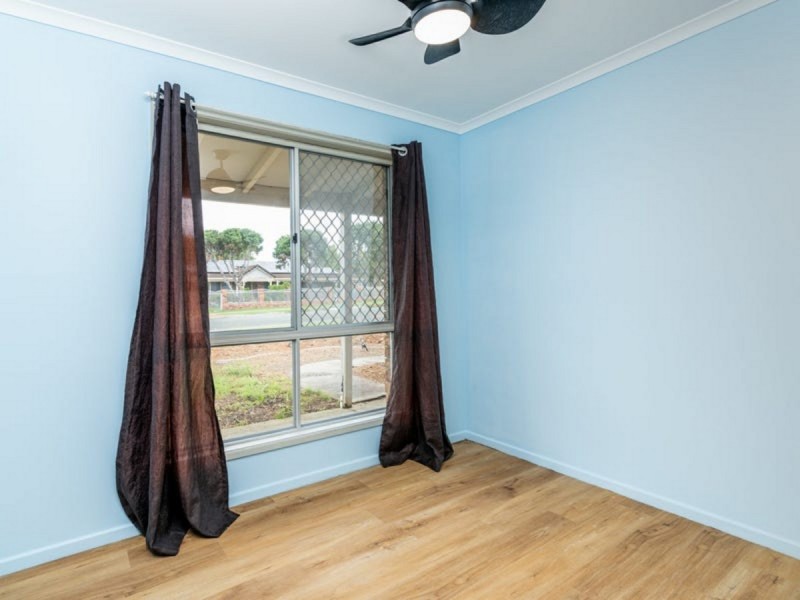 57 Sweetgum Street, Hillcrest QLD 4118