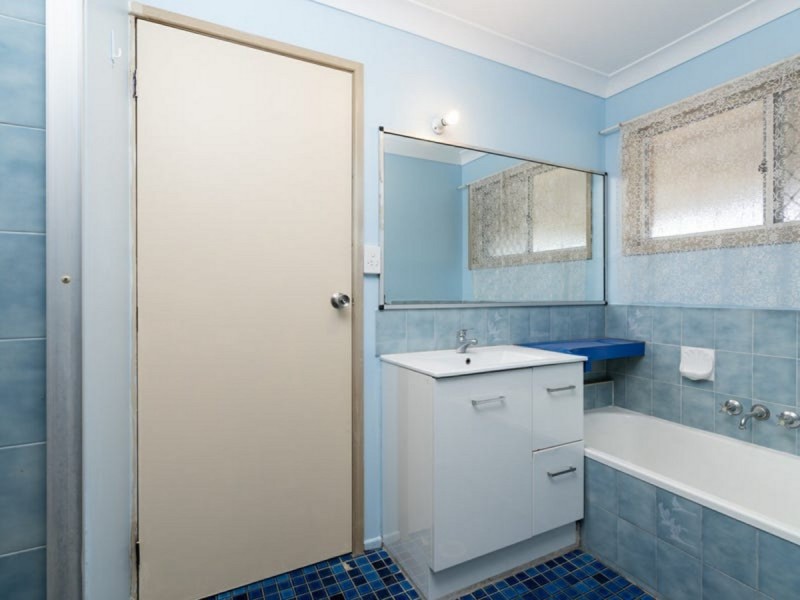 57 Sweetgum Street, Hillcrest QLD 4118