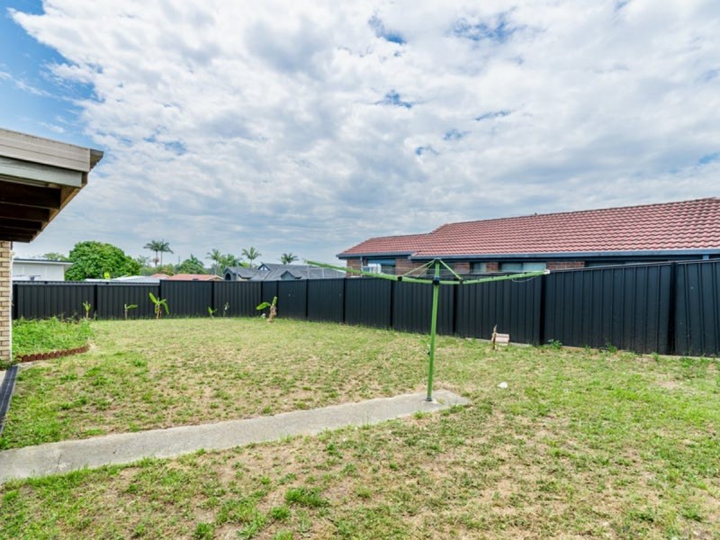 18 Debanie Court, Marsden QLD 4132