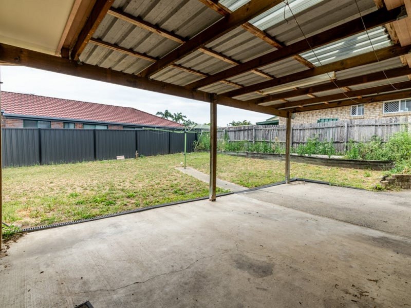18 Debanie Court, Marsden QLD 4132