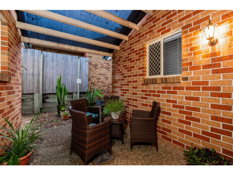 2 Ponderosa Place, Forest Lake QLD 4078