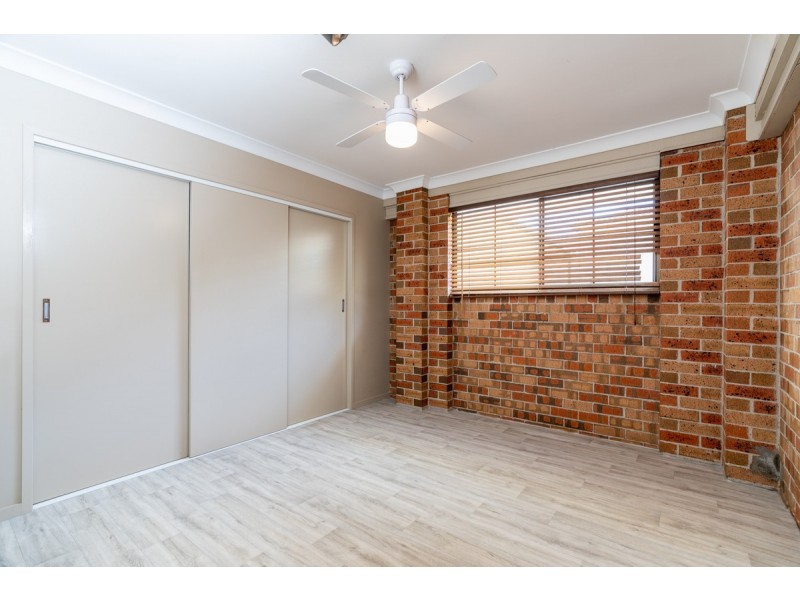 4 Lamberth Road East, Heritage Park QLD 4118