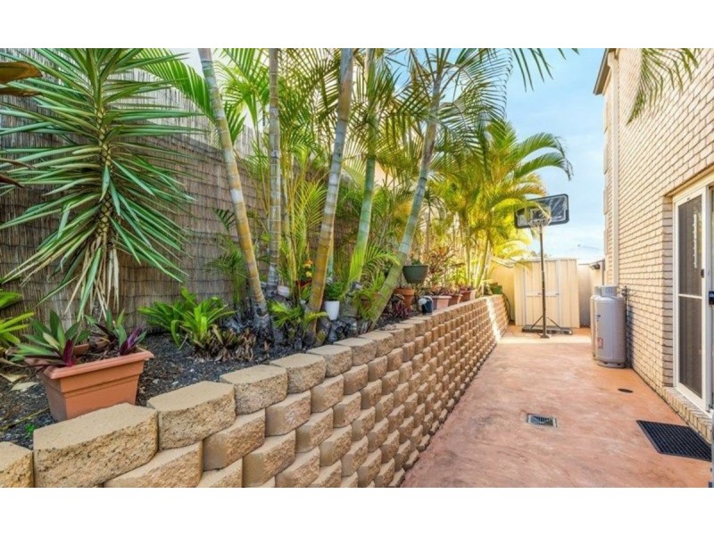 6 Jetty Walk, Forest Lake QLD 4078