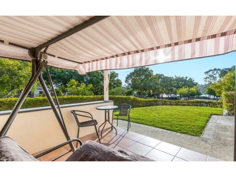 6 Jetty Walk, Forest Lake QLD 4078