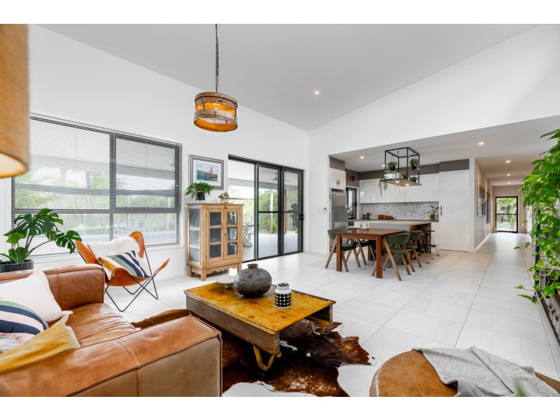 19 Timber Ridge Road, New Beith QLD 4124