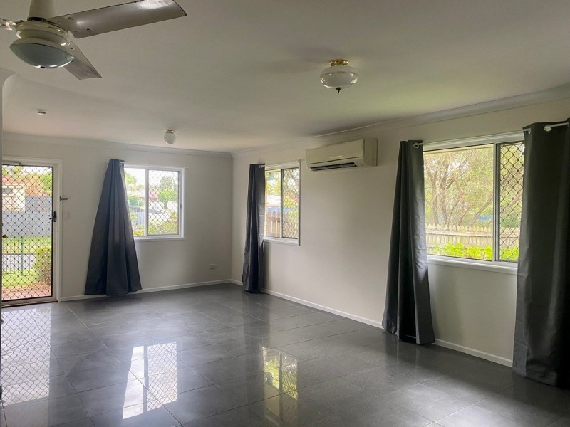 2 Ethion Drive, Regents Park QLD 4118