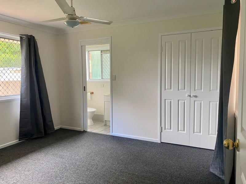 2 Ethion Drive, Regents Park QLD 4118