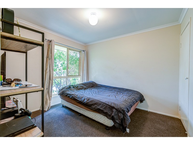 10 Copperfield Drive, Eagleby QLD 4207