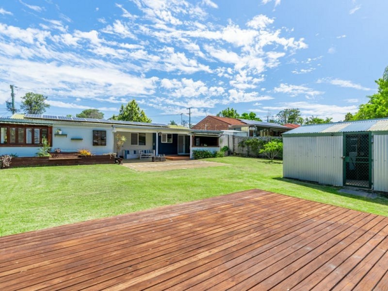 12 Dorachus Drive, Regents Park QLD 4118