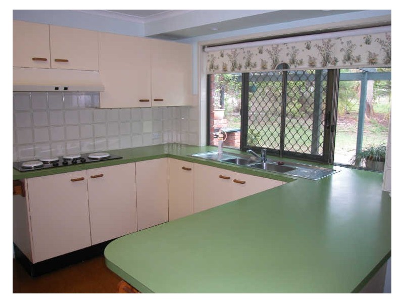 9 Robin Court, Forestdale QLD 4118