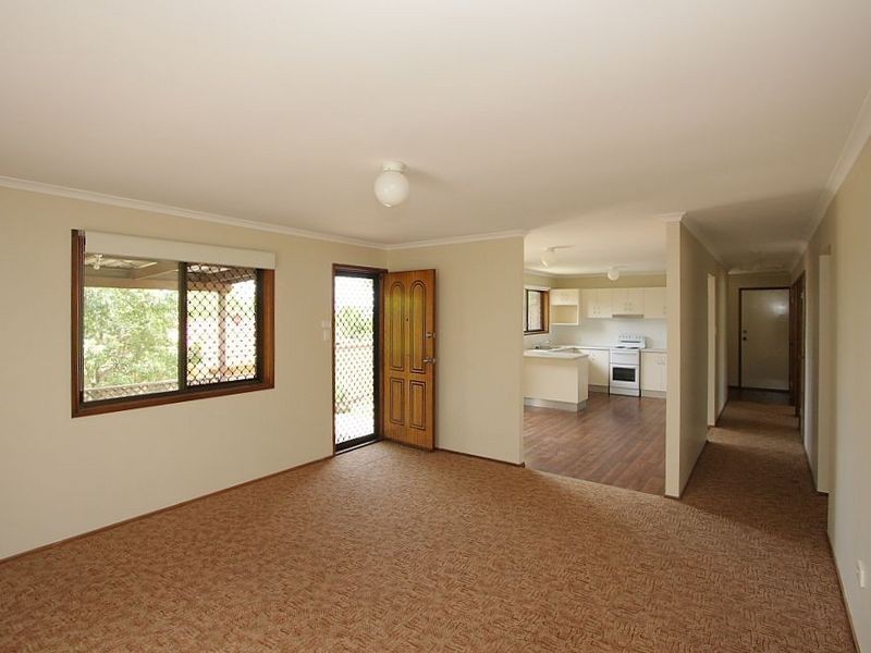 3 Dracon Street, Regents Park QLD 4118