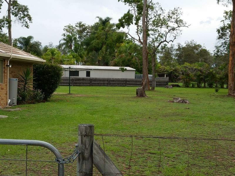 26-28 Eacham Court, Munruben QLD 4125