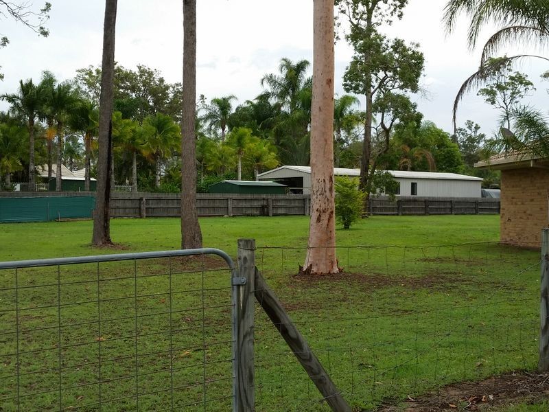 26-28 Eacham Court, Munruben QLD 4125